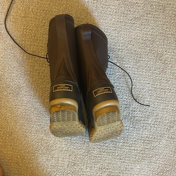 Women’s 10 wide Maine hunting boots - Picture 3 of 5